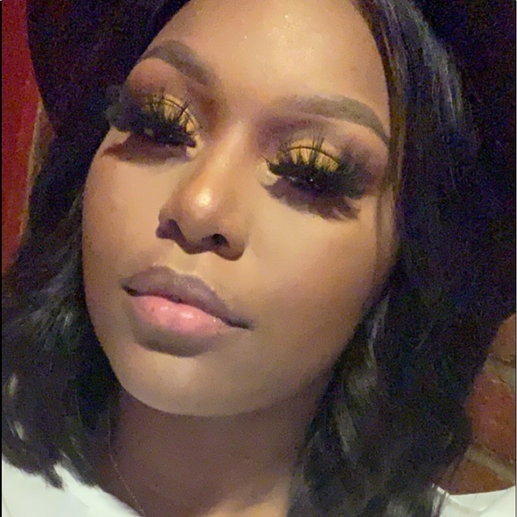 Meet your Posher, Shyvice - Picture 4 of 4